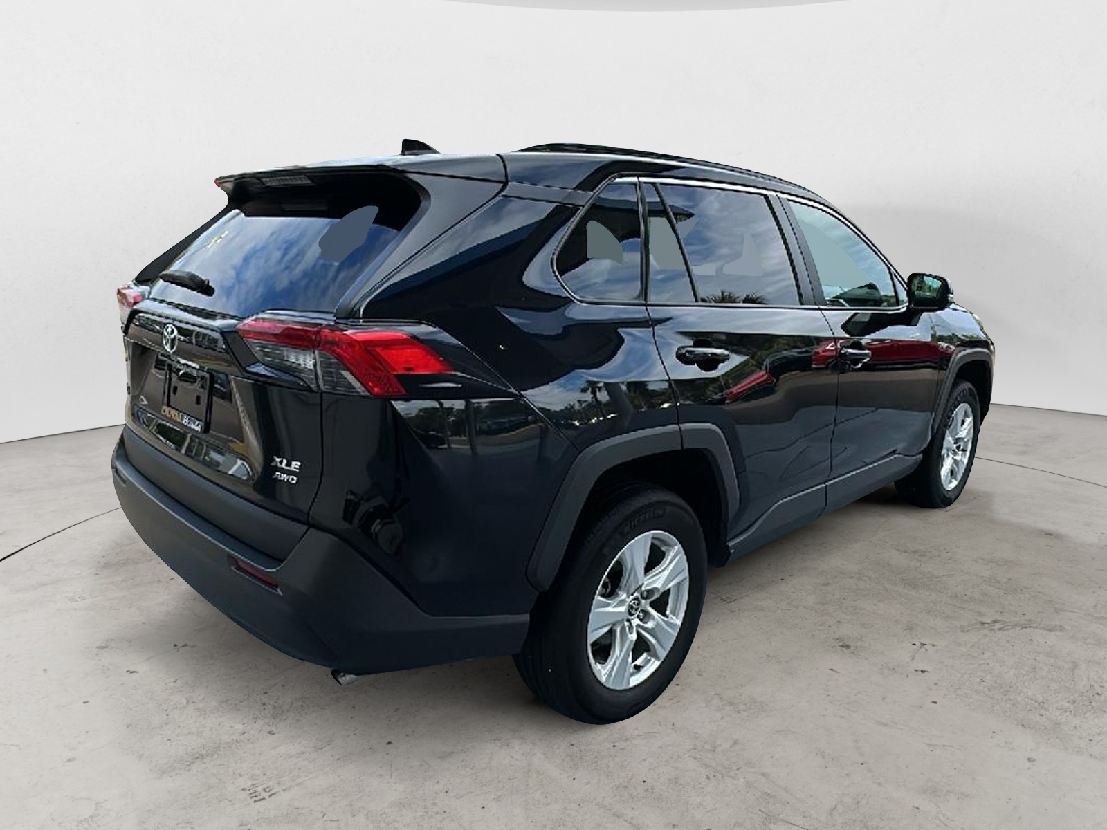 2021 Toyota RAV4 XLE 5