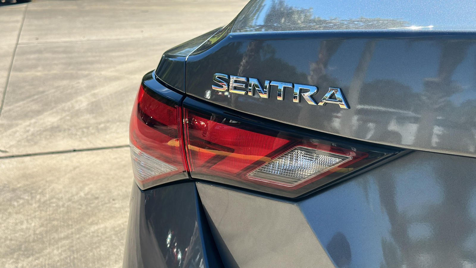 2021 Nissan Sentra SV 19