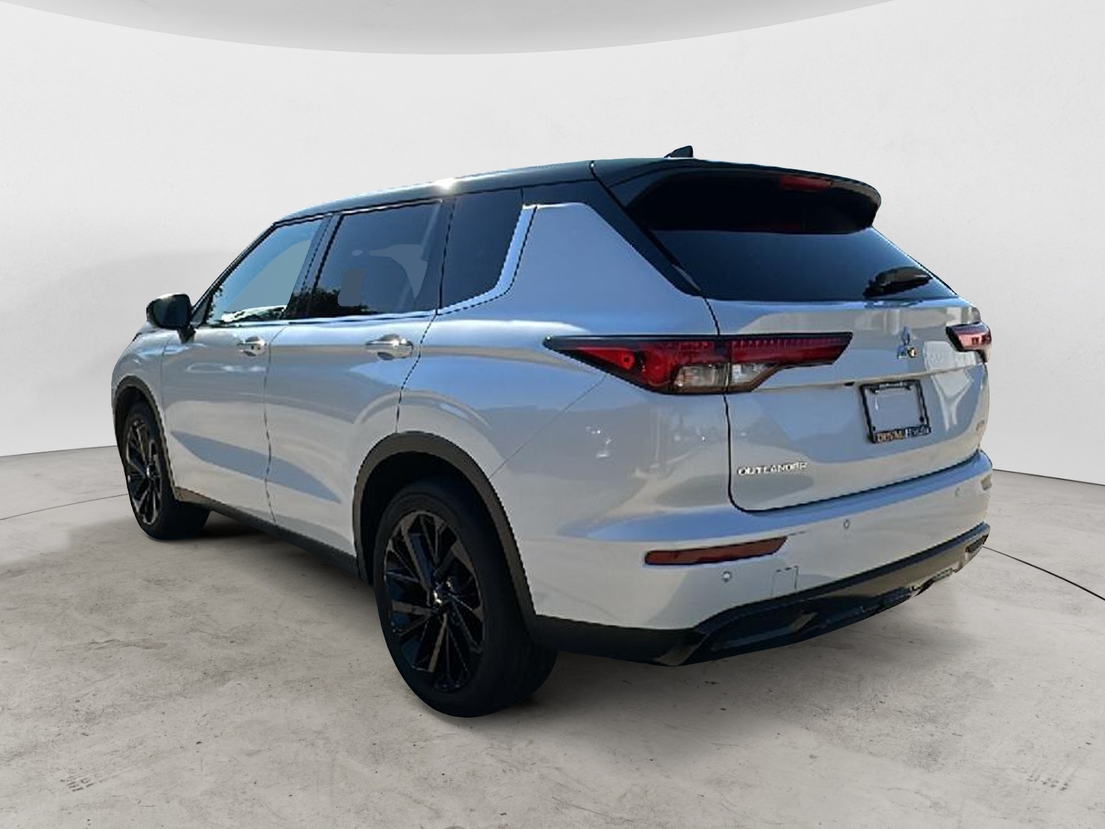 2023 Mitsubishi Outlander SEL Black Edition 3