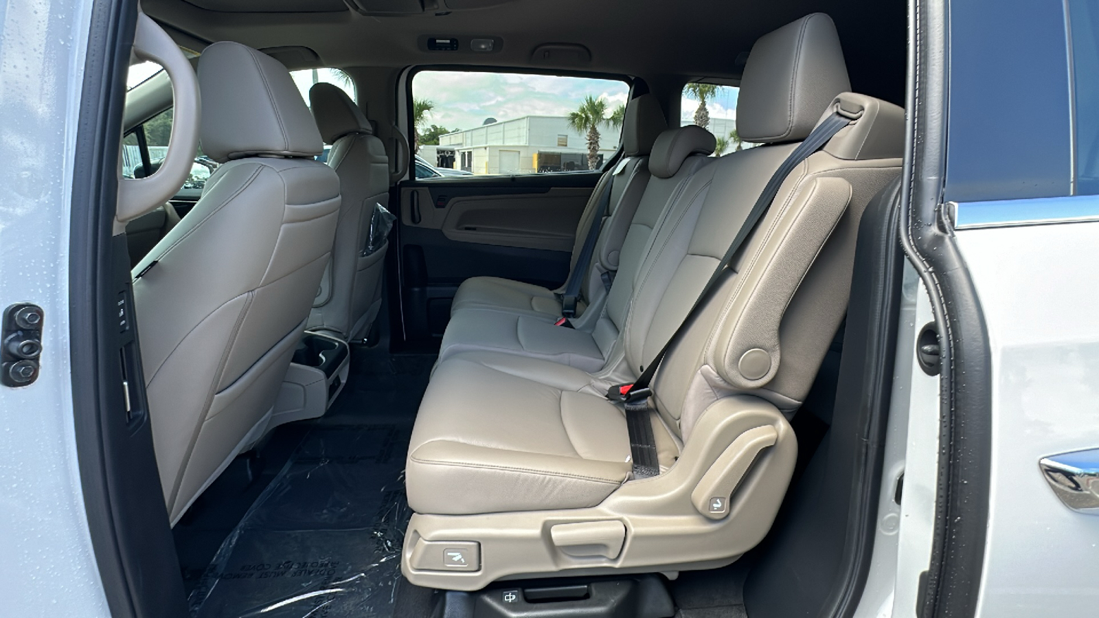 2024 Honda Odyssey Touring 14