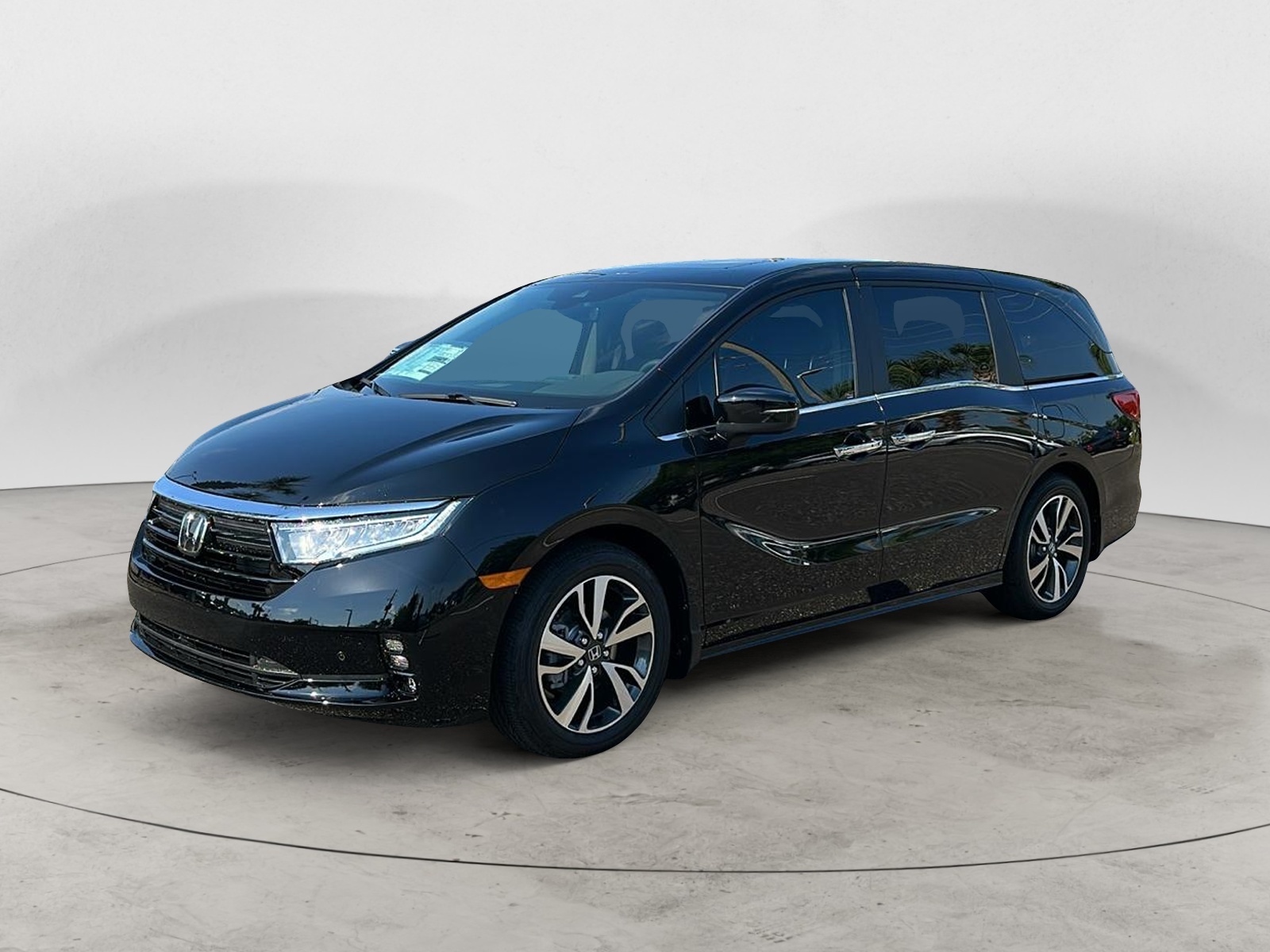 2024 Honda Odyssey Touring 3