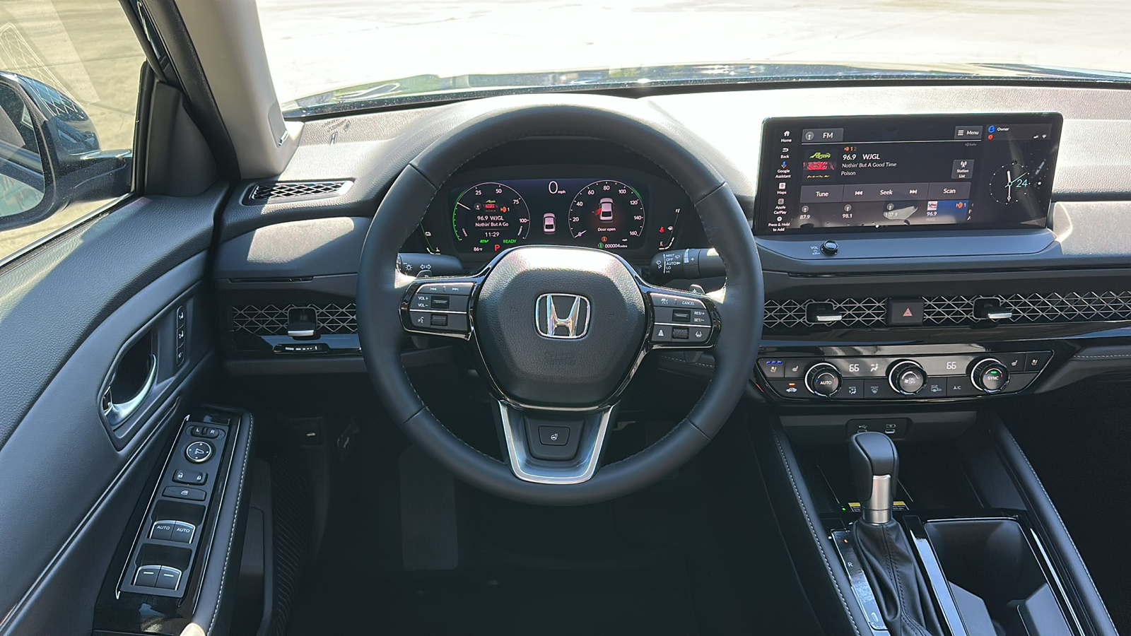 2025 Honda Accord Hybrid Touring 14