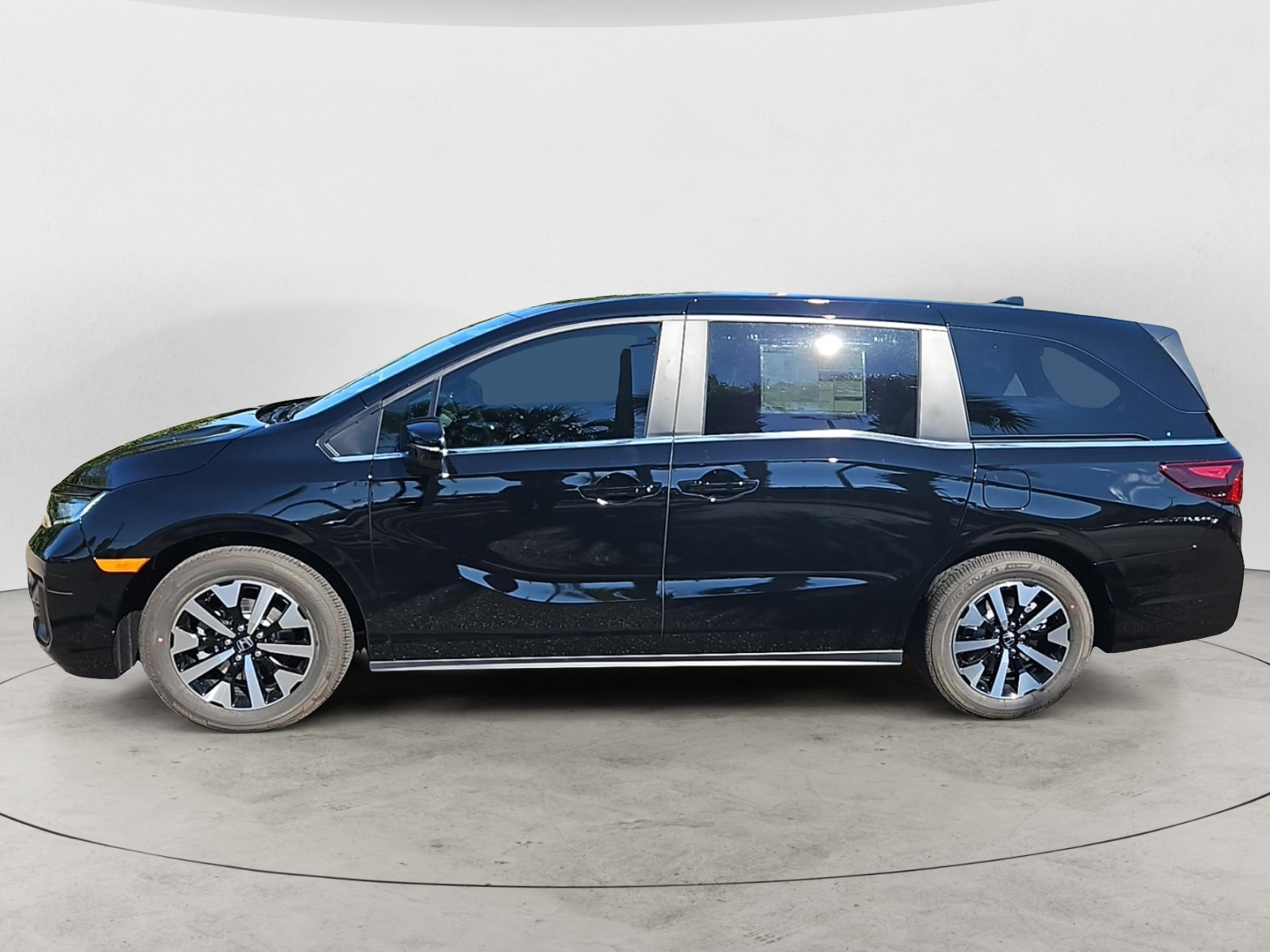 2025 Honda Odyssey EX-L 2