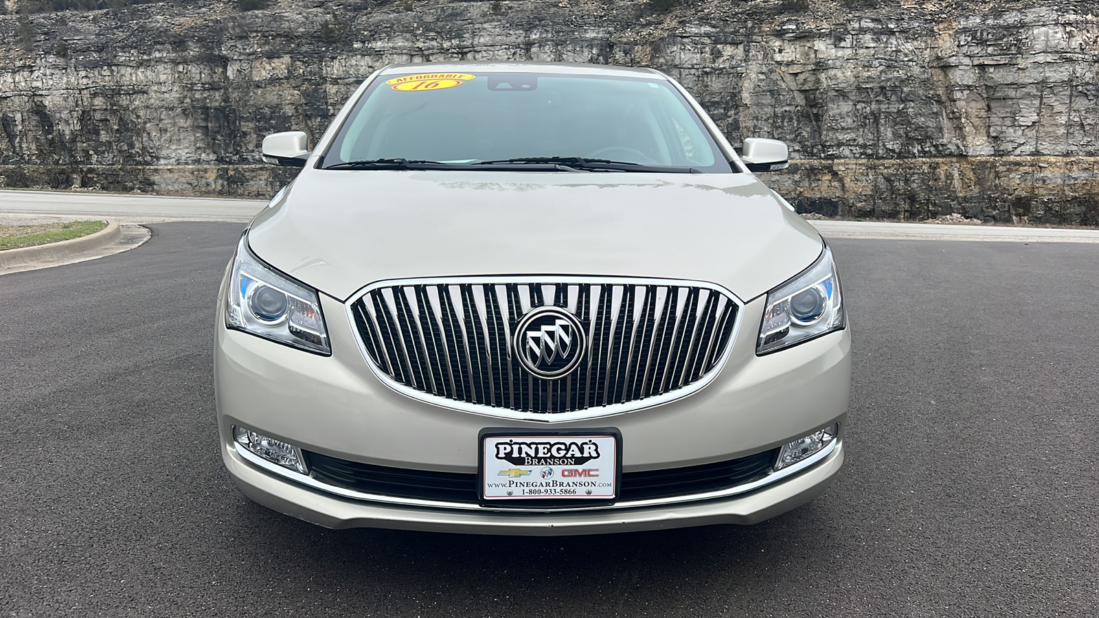 2016 Buick LaCrosse Sport Touring 2