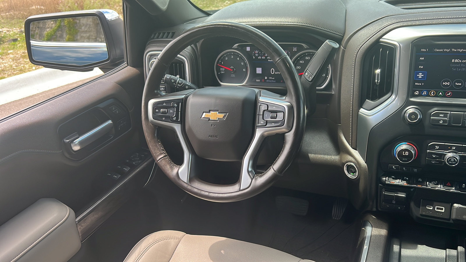 2019 Chevrolet Silverado 1500 LTZ 13