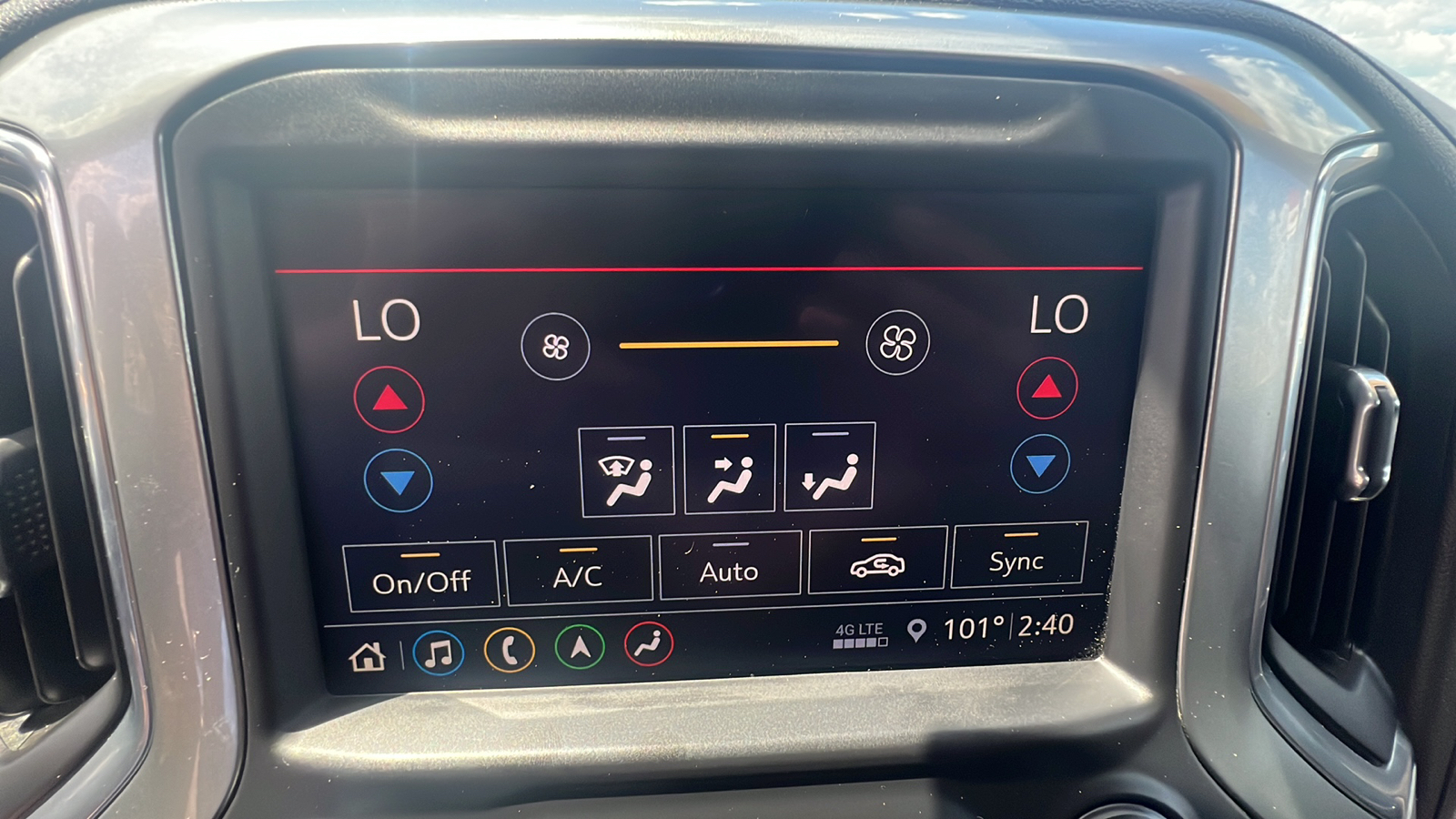 2019 Chevrolet Silverado 1500 LTZ 24