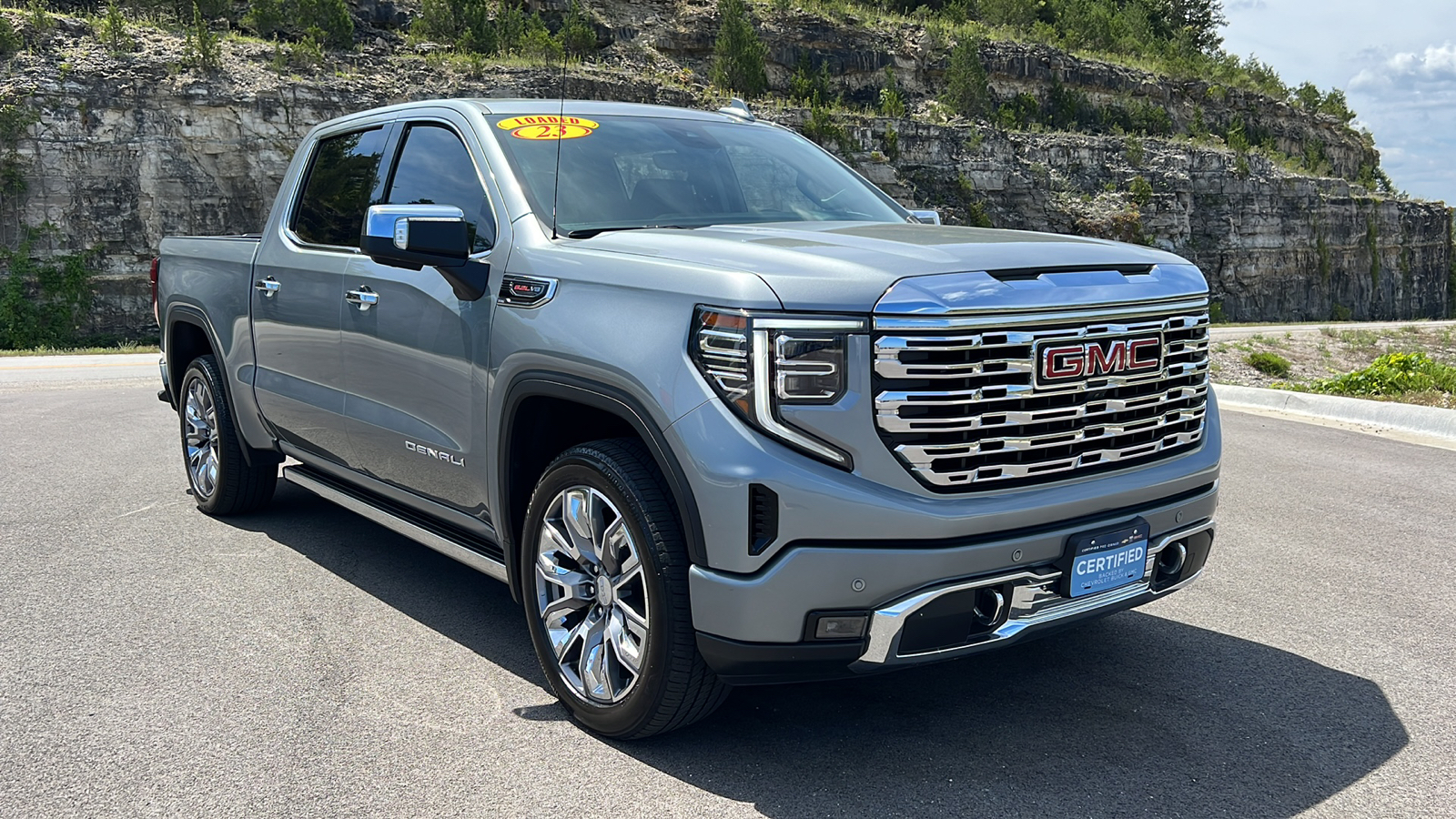 2023 GMC Sierra 1500 Denali 1