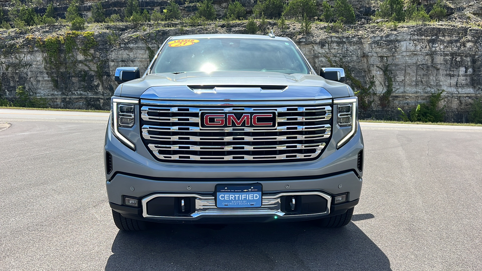 2023 GMC Sierra 1500 Denali 2