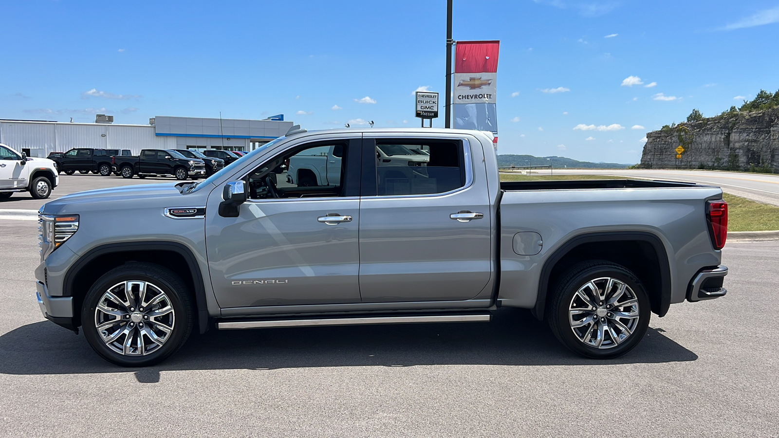 2023 GMC Sierra 1500 Denali 4