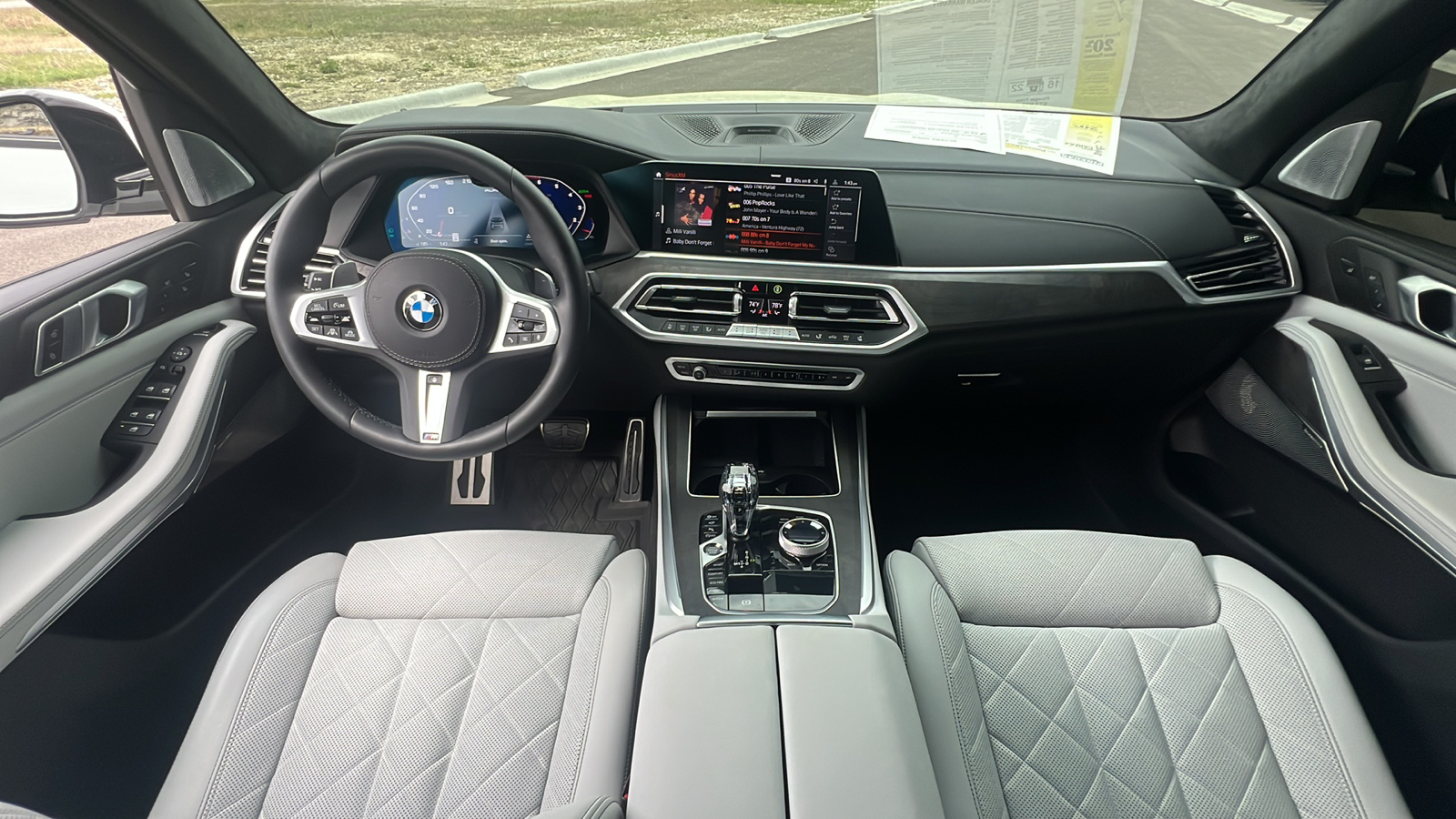 2023 BMW X5 M50i 15