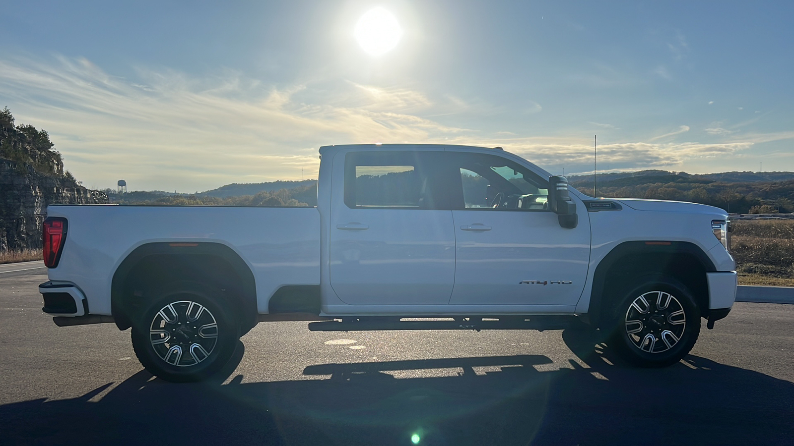 2022 GMC Sierra 2500HD AT4 9