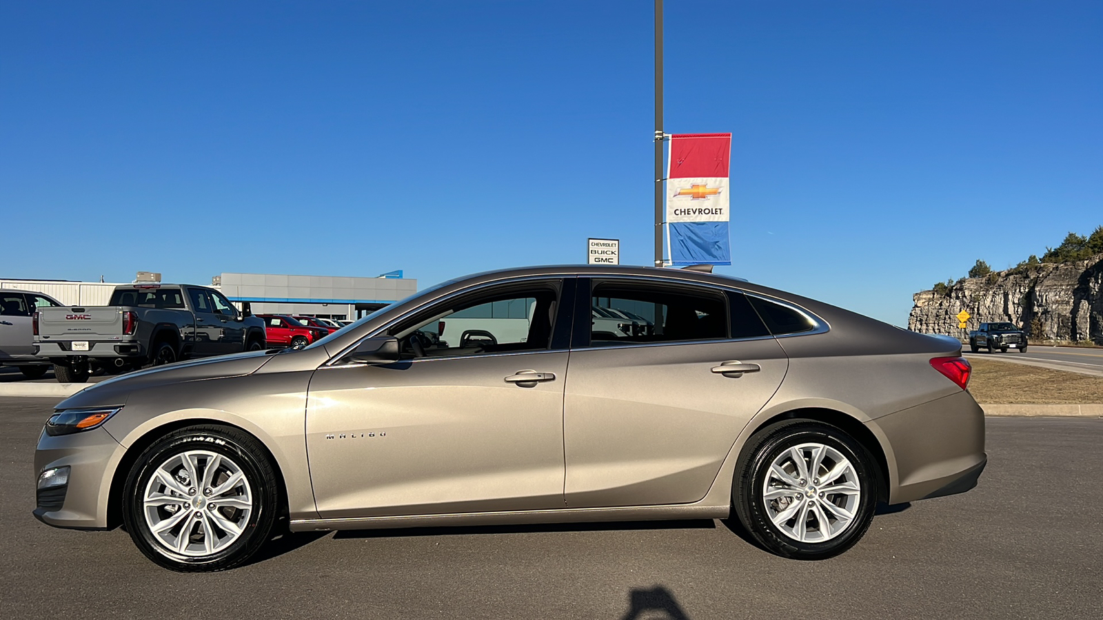 2022 Chevrolet Malibu LT 4