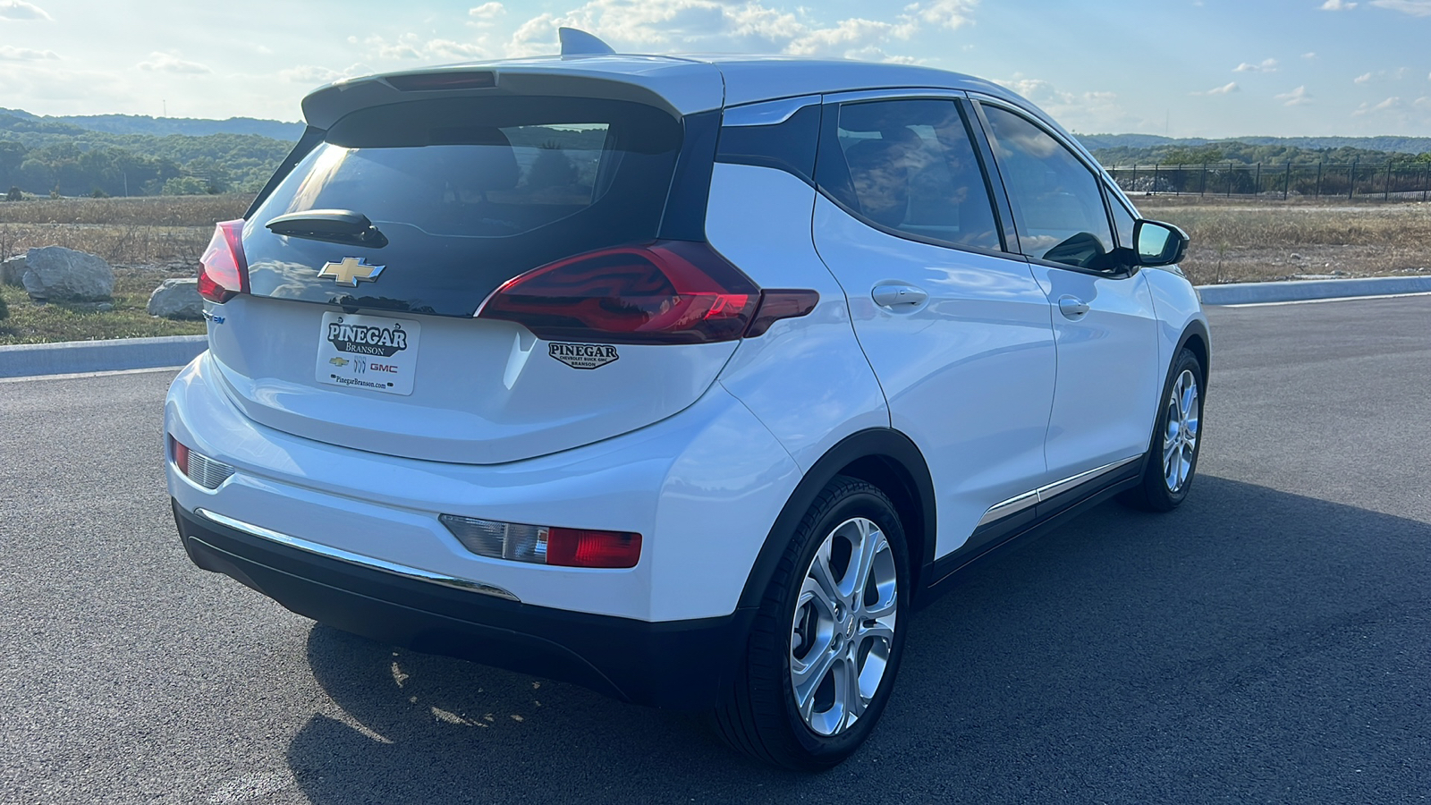 2017 Chevrolet Bolt EV LT 8