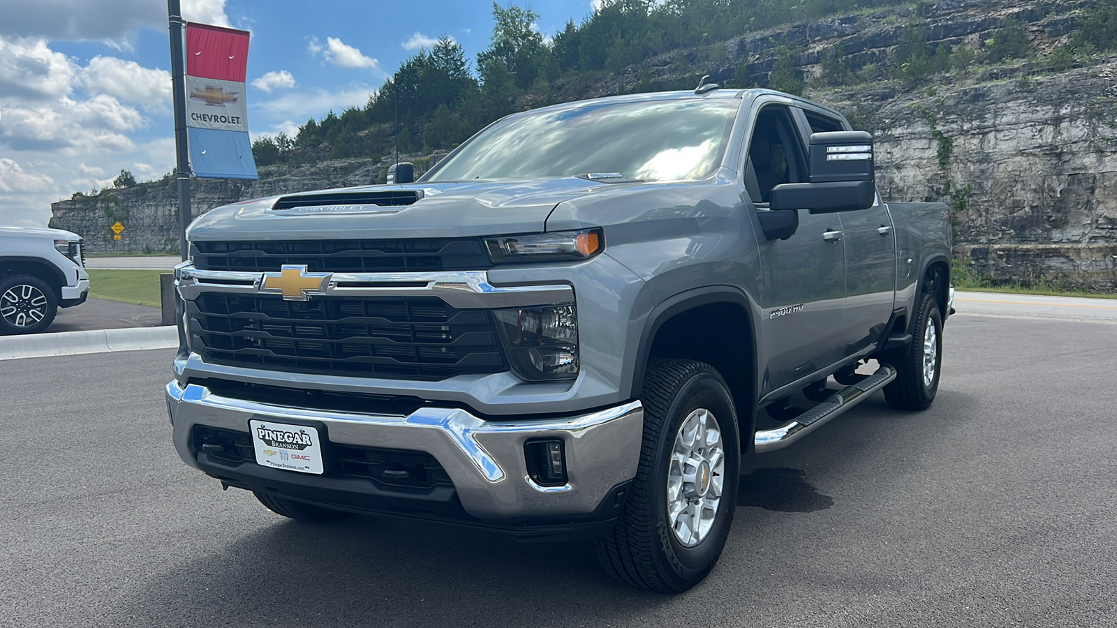 2024 Chevrolet Silverado 2500 LT 3