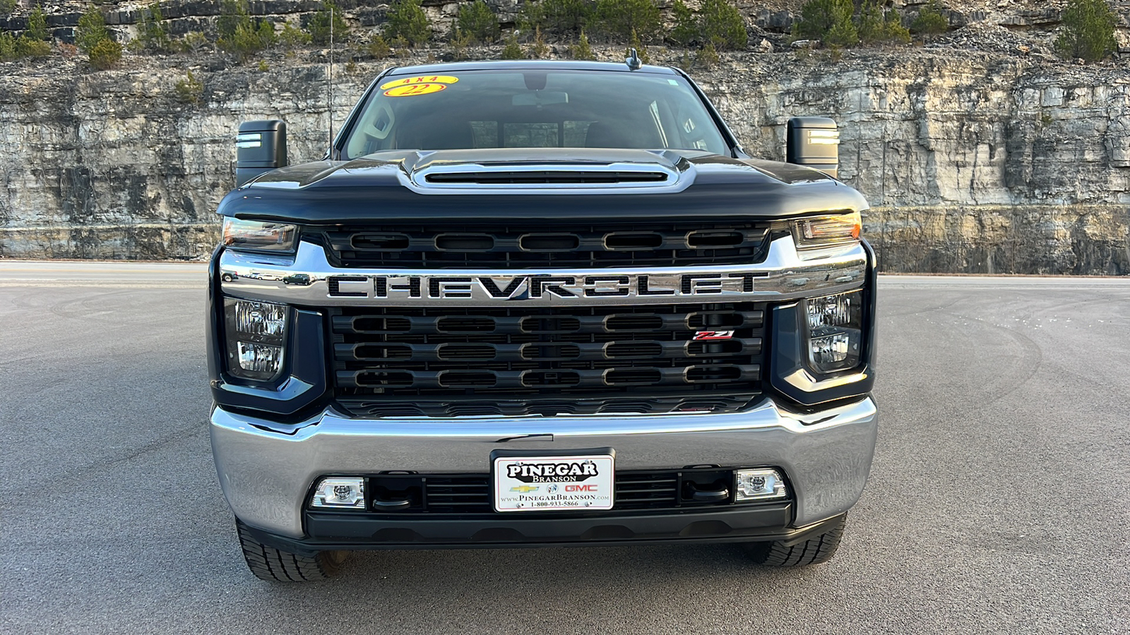 2022 Chevrolet Silverado 2500 LT 2