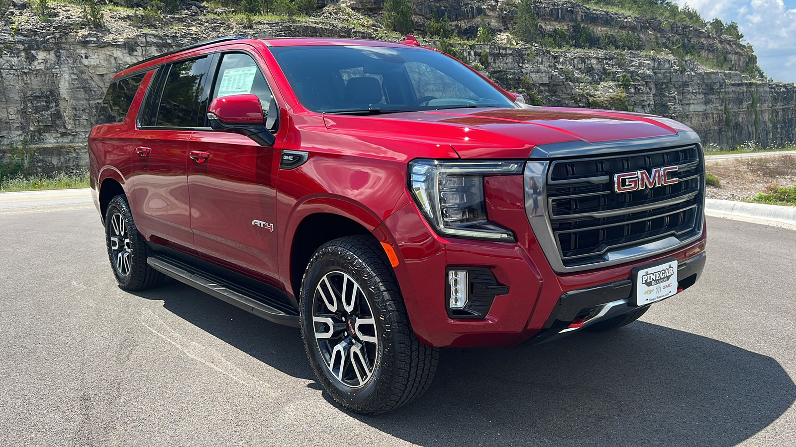 2024 GMC Yukon AT4 1