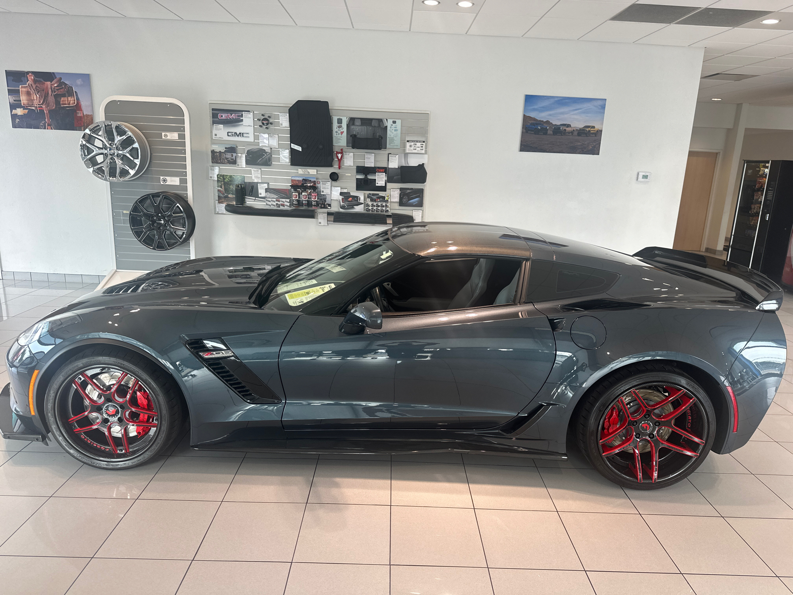 2019 Chevrolet Corvette Z06 2LZ 2