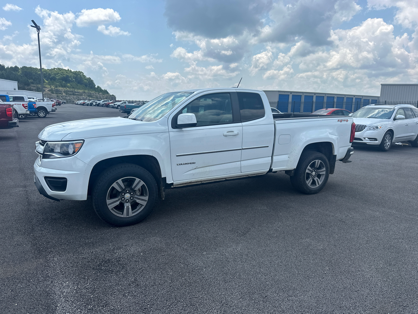 2017 Chevrolet Colorado 4WD WT 2