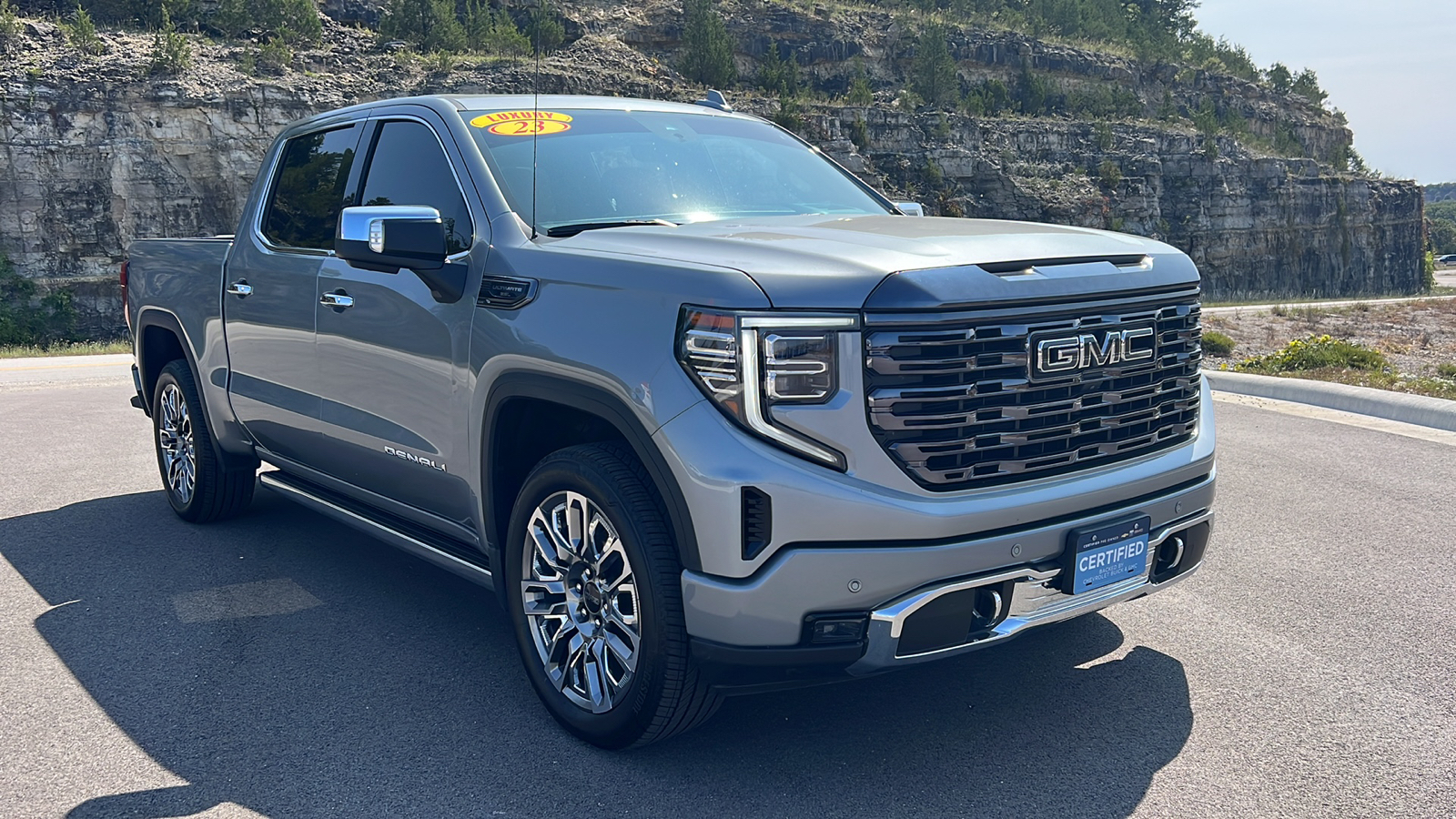 2023 GMC Sierra 1500 Denali Ultimate 1