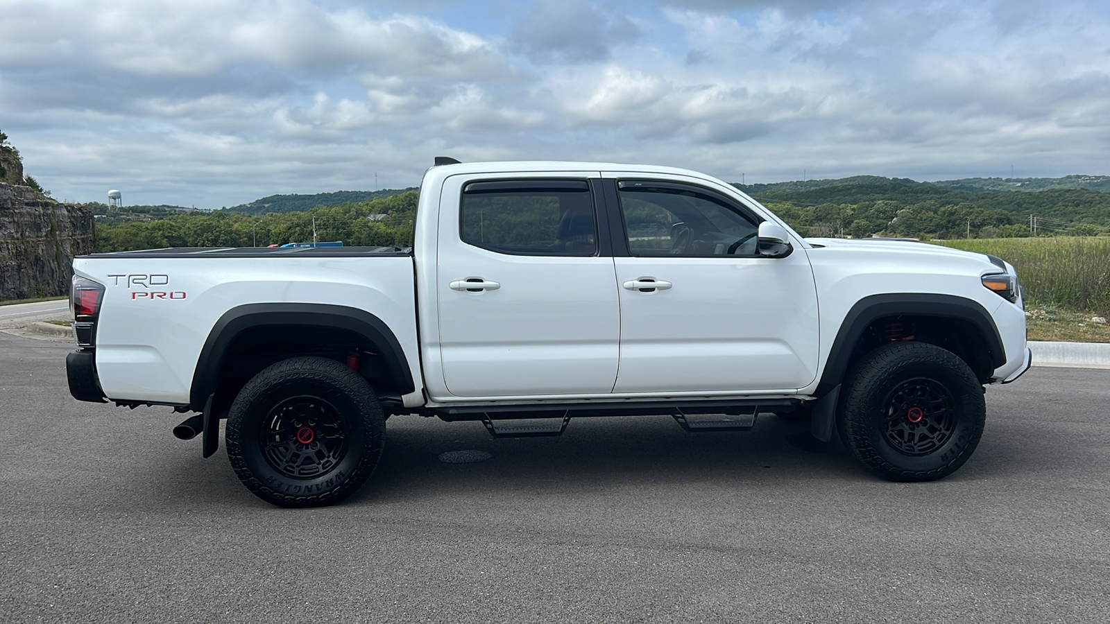 2023 Toyota Tacoma 4WD TRD Pro 9