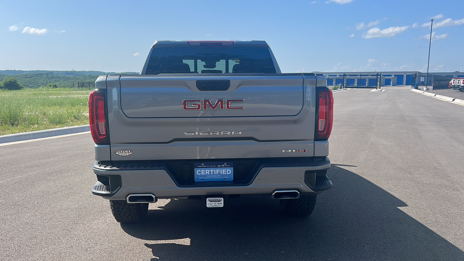 2024 GMC Sierra 1500 AT4 7