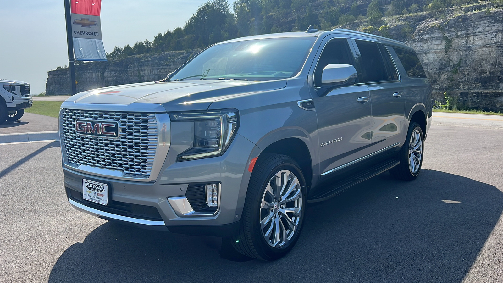 2024 GMC Yukon Denali 3