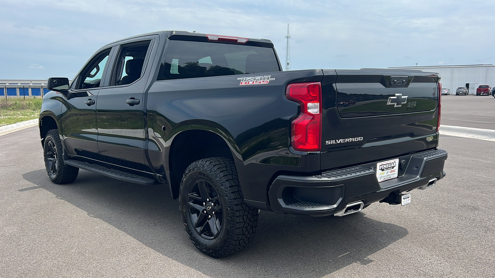 2024 Chevrolet Silverado 1500 LT Trail Boss 6