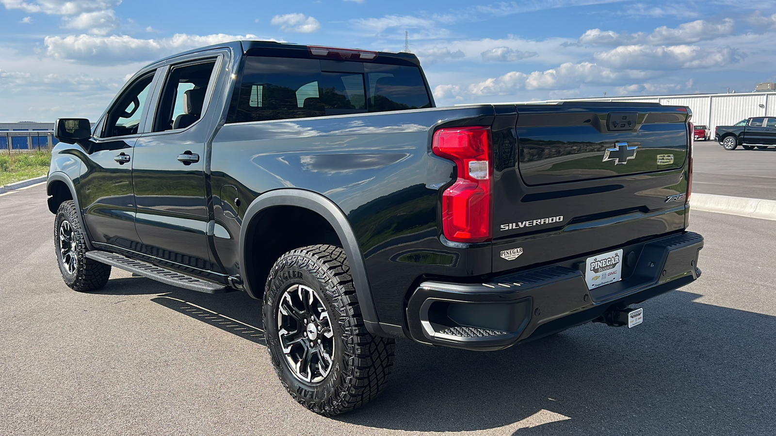 2024 Chevrolet Silverado 1500 ZR2 6