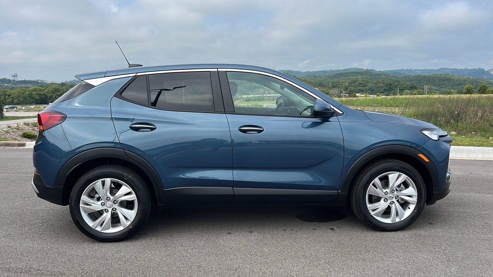 2025 Buick Encore GX Preferred 9