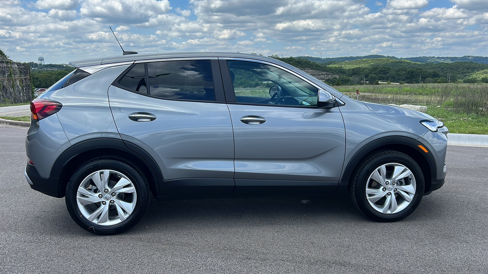 2025 Buick Encore GX Preferred 9