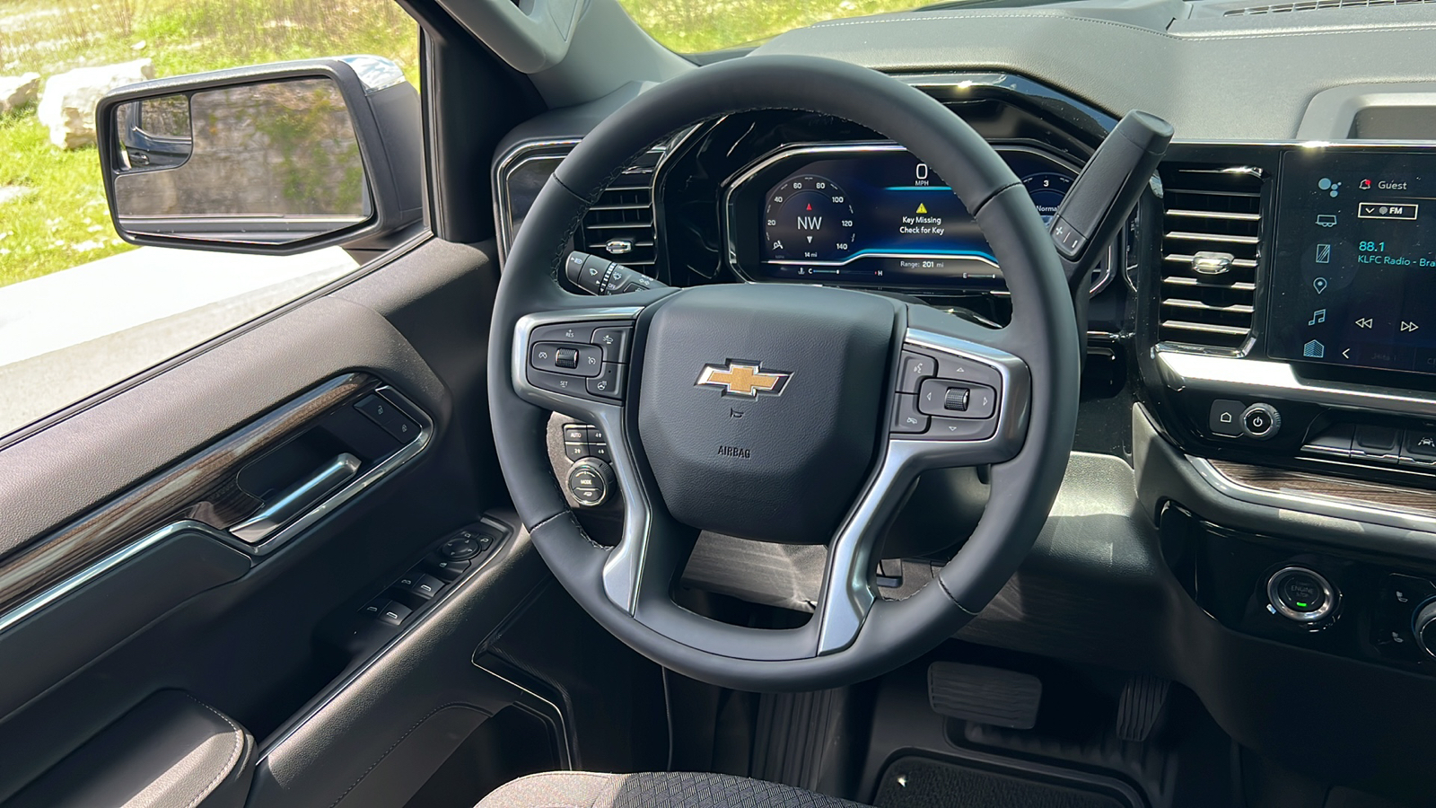 2024 Chevrolet Silverado 1500 LT 13