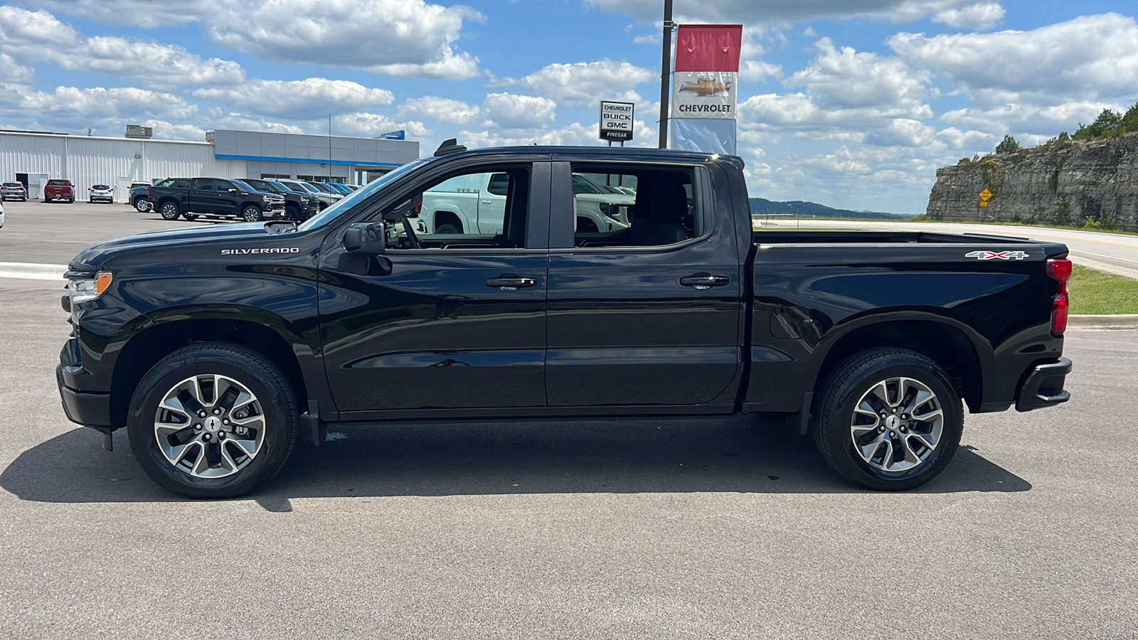 2024 Chevrolet Silverado 1500 RST 4