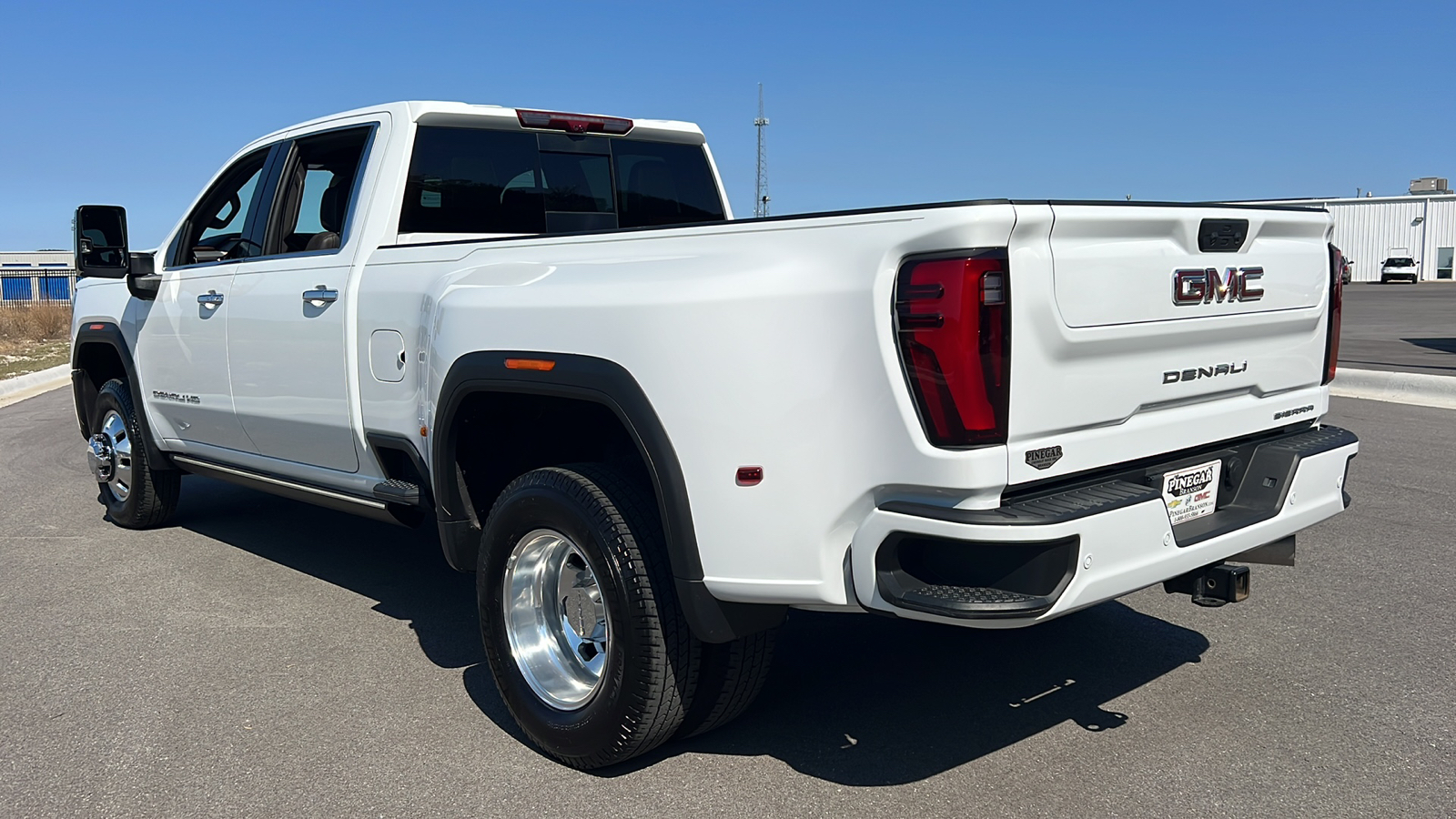 2024 GMC Sierra 3500HD Denali 6