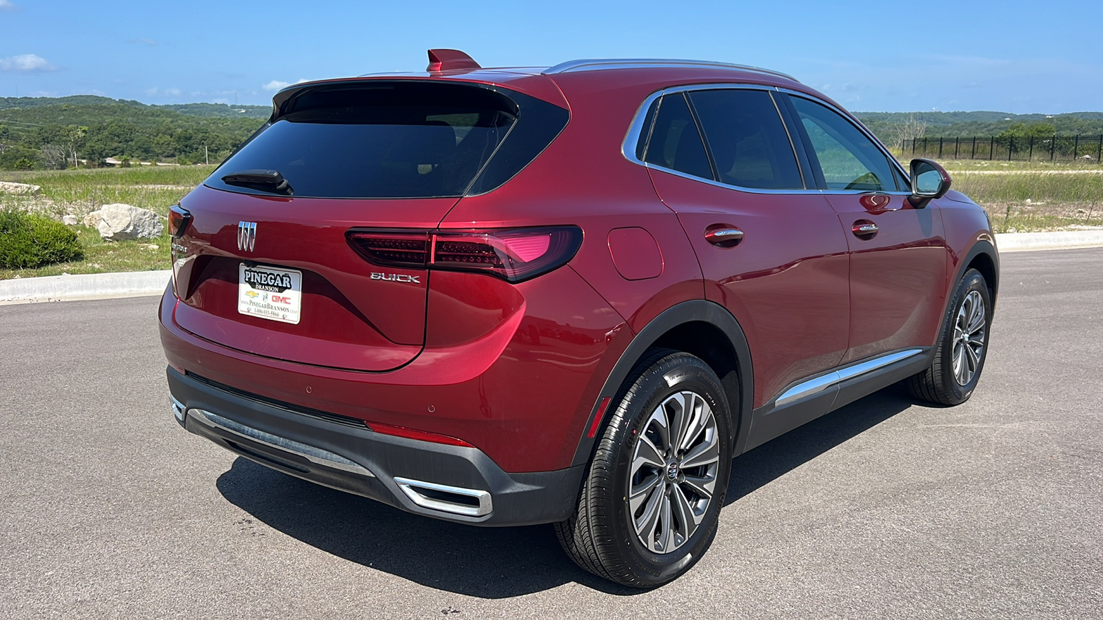 2024 Buick Envision Preferred 8