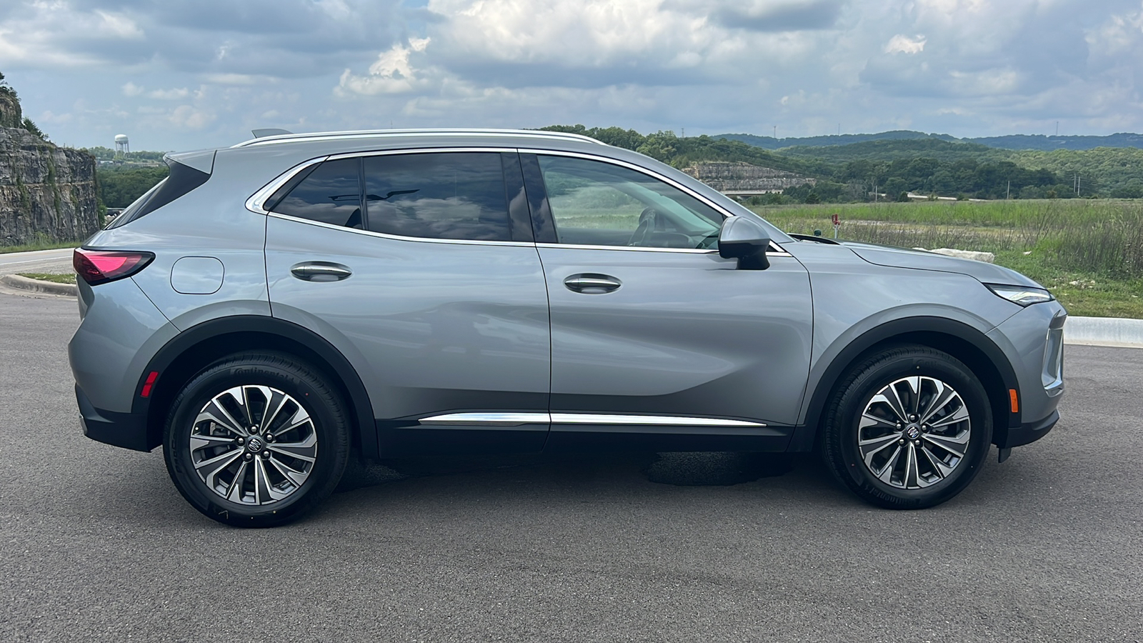 2024 Buick Envision Preferred 9