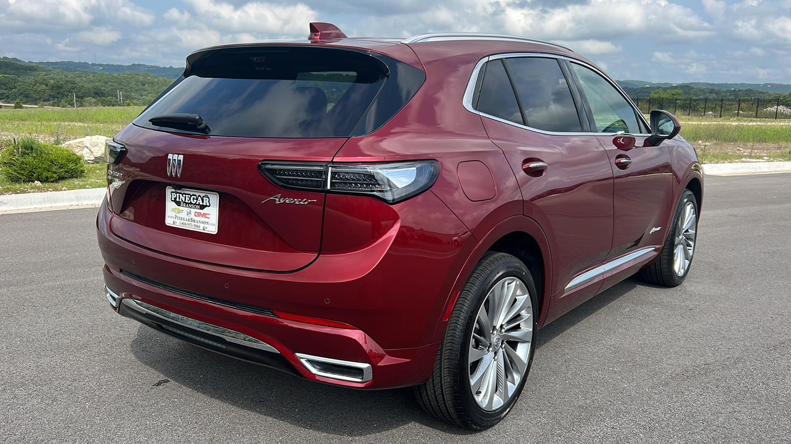 2024 Buick Envision Avenir 8