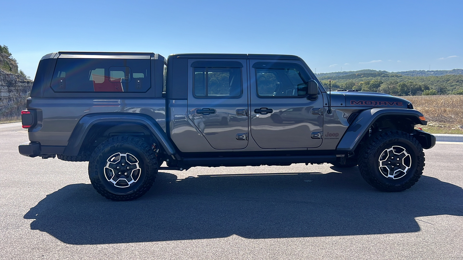 2023 Jeep Gladiator Mojave 9