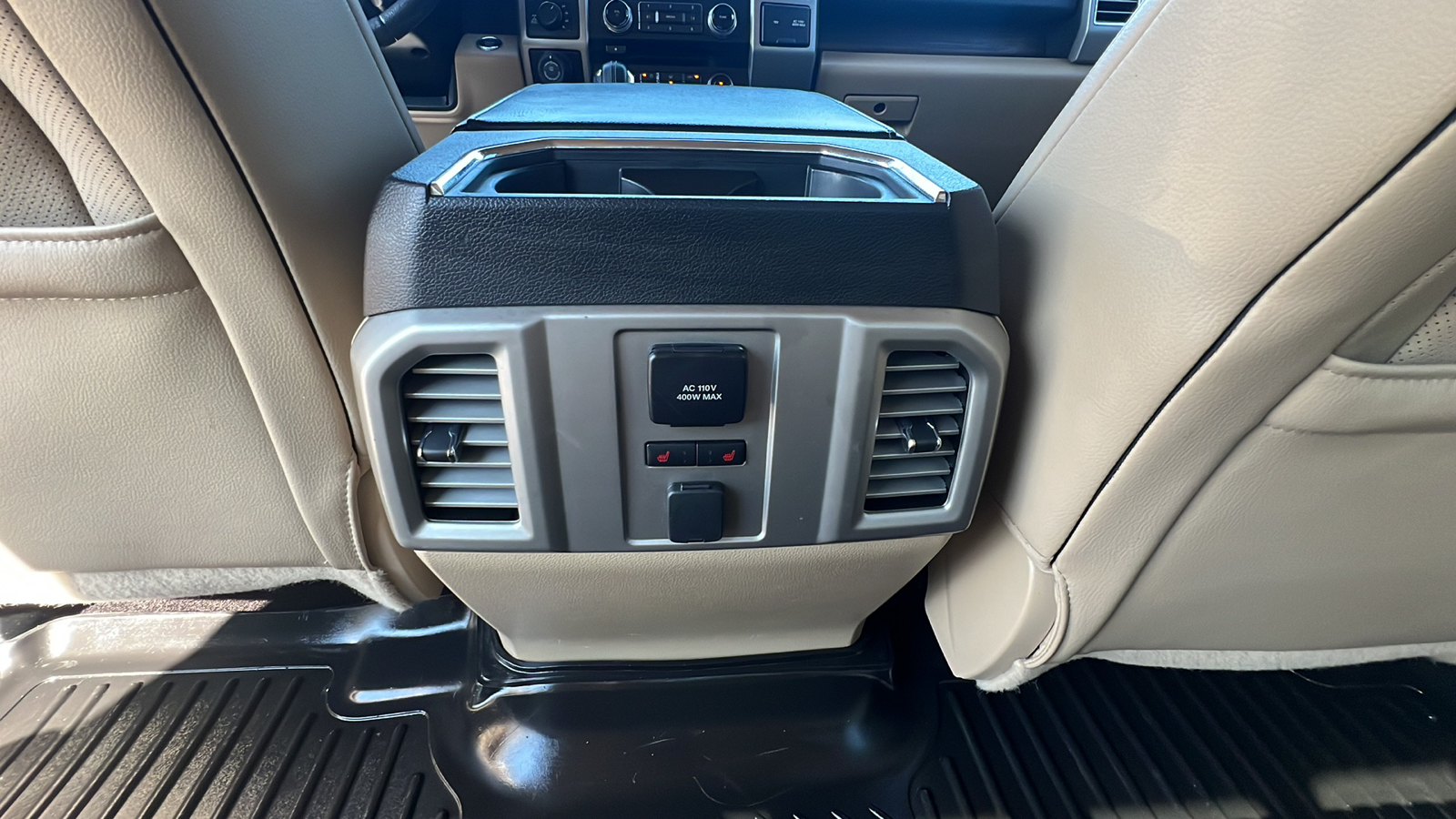 2016 Ford F-150 Lariat 11