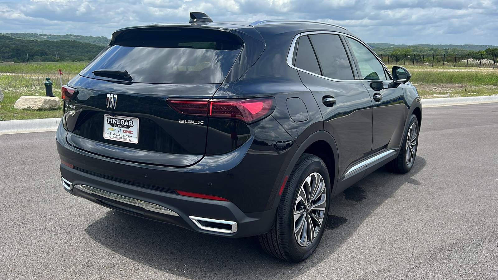 2024 Buick Envision Preferred 8