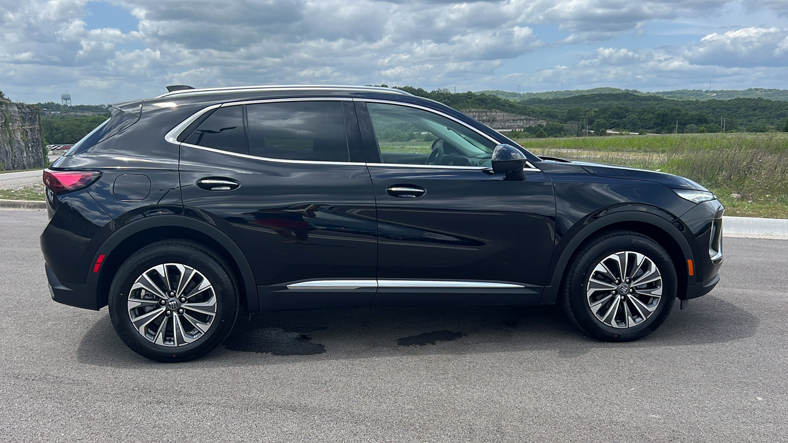 2024 Buick Envision Preferred 9