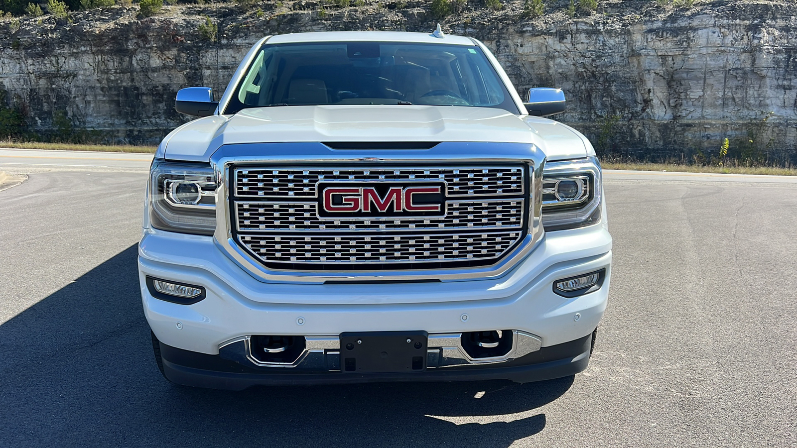 2018 GMC Sierra 1500 Denali 2