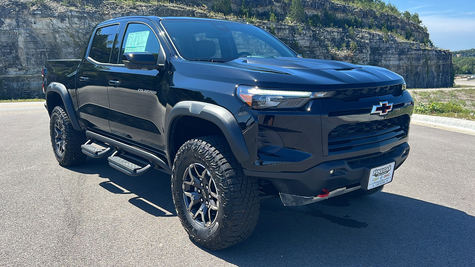 2024 Chevrolet Colorado 4WD ZR2 1