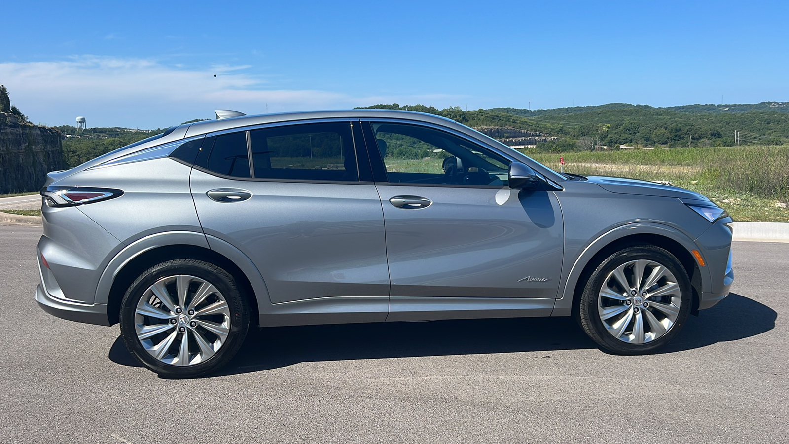 2025 Buick Envista Avenir 9