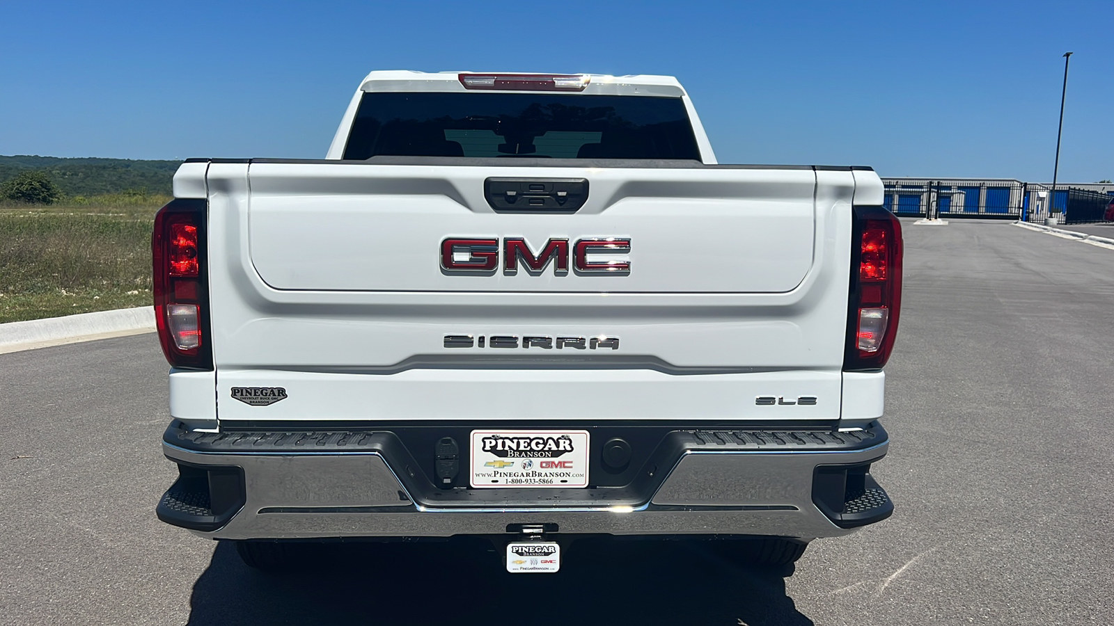 2024 GMC Sierra 1500 SLE 7