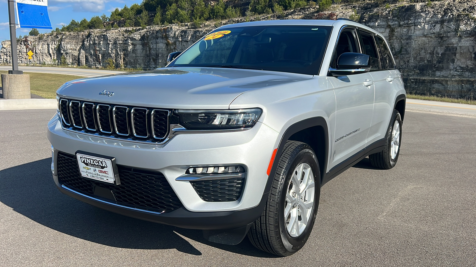 2024 Jeep Grand Cherokee Limited 3