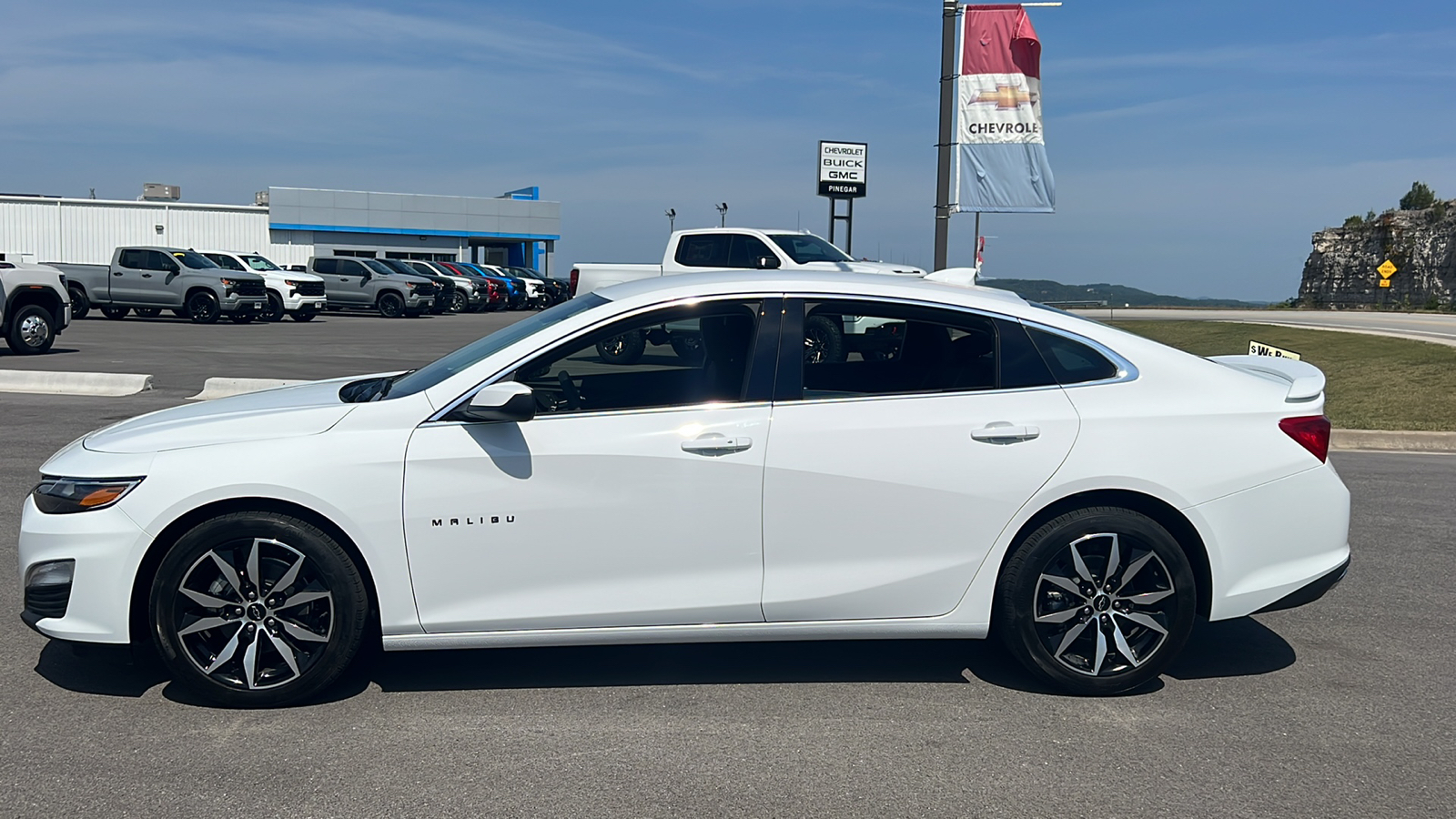 2025 Chevrolet Malibu RS 4