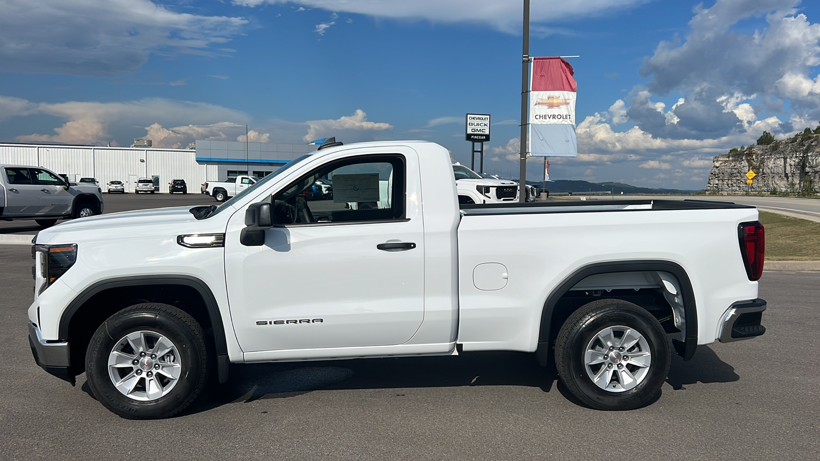 2024 GMC Sierra 1500 Pro 4