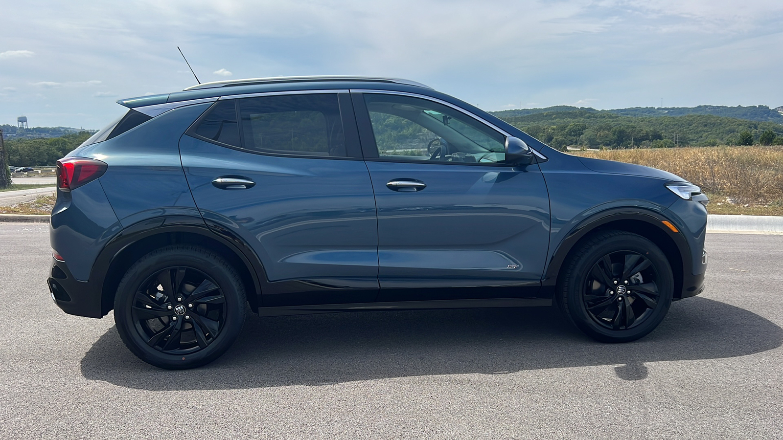 2025 Buick Encore GX Sport Touring 9