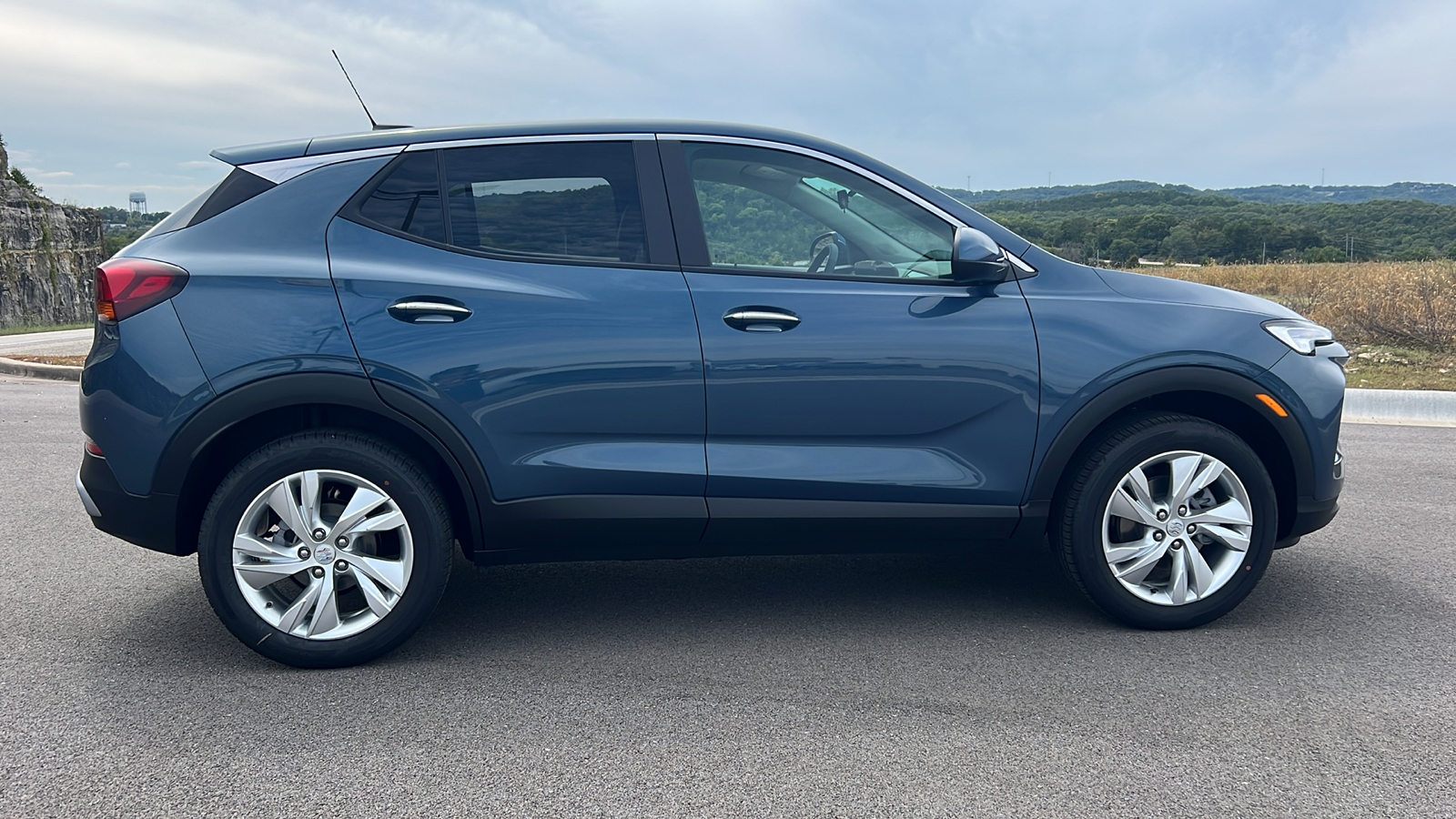 2025 Buick Encore GX Preferred 9