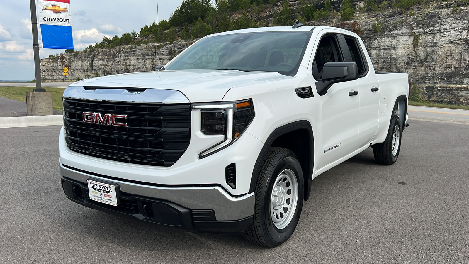 2025 GMC Sierra 1500 Pro 3